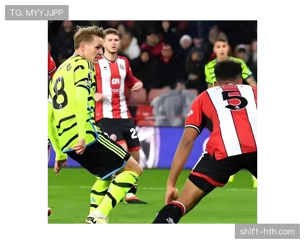 英超争冠白热化：曼城继续领跑，利物浦咄咄紧追表现抢眼