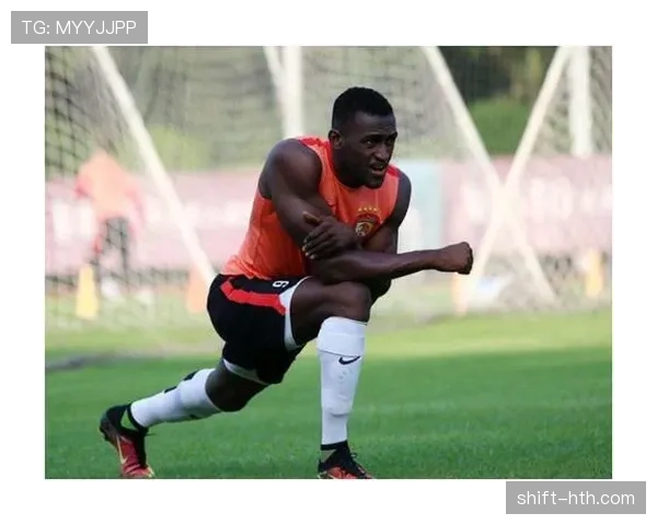 精准边路策动致胜,球队状态回暖势头强劲 精准边路策动致胜,球队状态回暖势头强劲