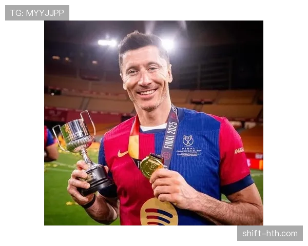 莱万多夫斯基合同到期离队，引爆转会市场关注