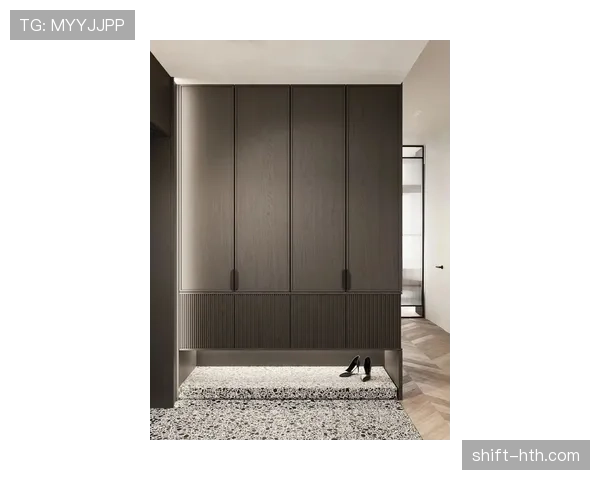 练俊杰私照出来了，鞋柜能开店，我默默翻钱包